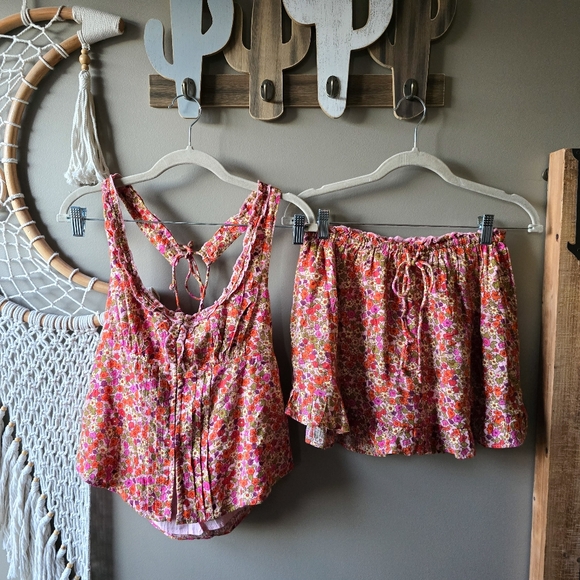 SOLD - Picture 4 of 8